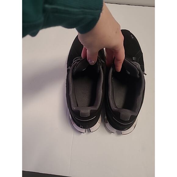 ON Running Cloud 5 Sneakers Black Women's W8 EU 39 Swiss Engineering - Picture 12 of 14